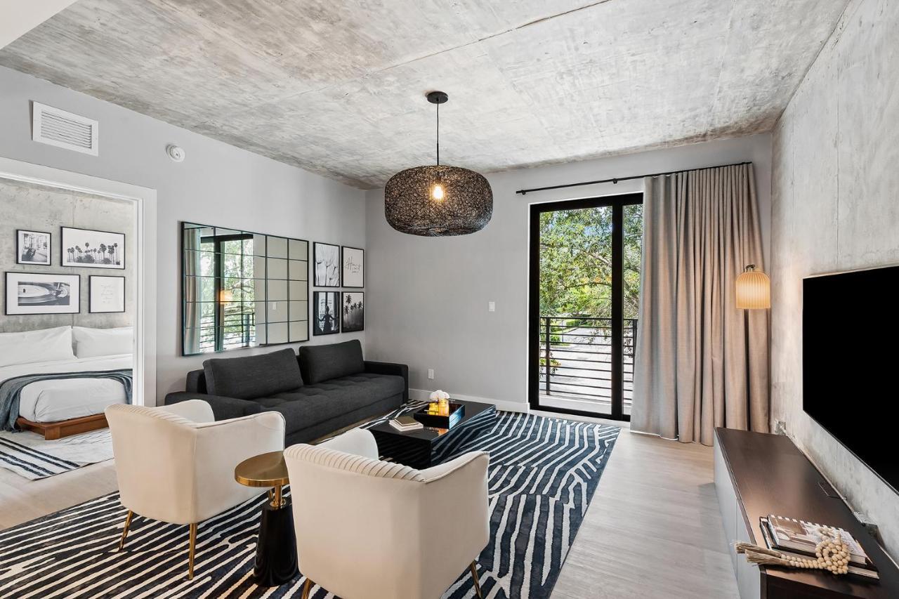 Pretty Rola 201 Luxury 1B1B W King Bed At Downtown 劳德代尔堡 外观 照片