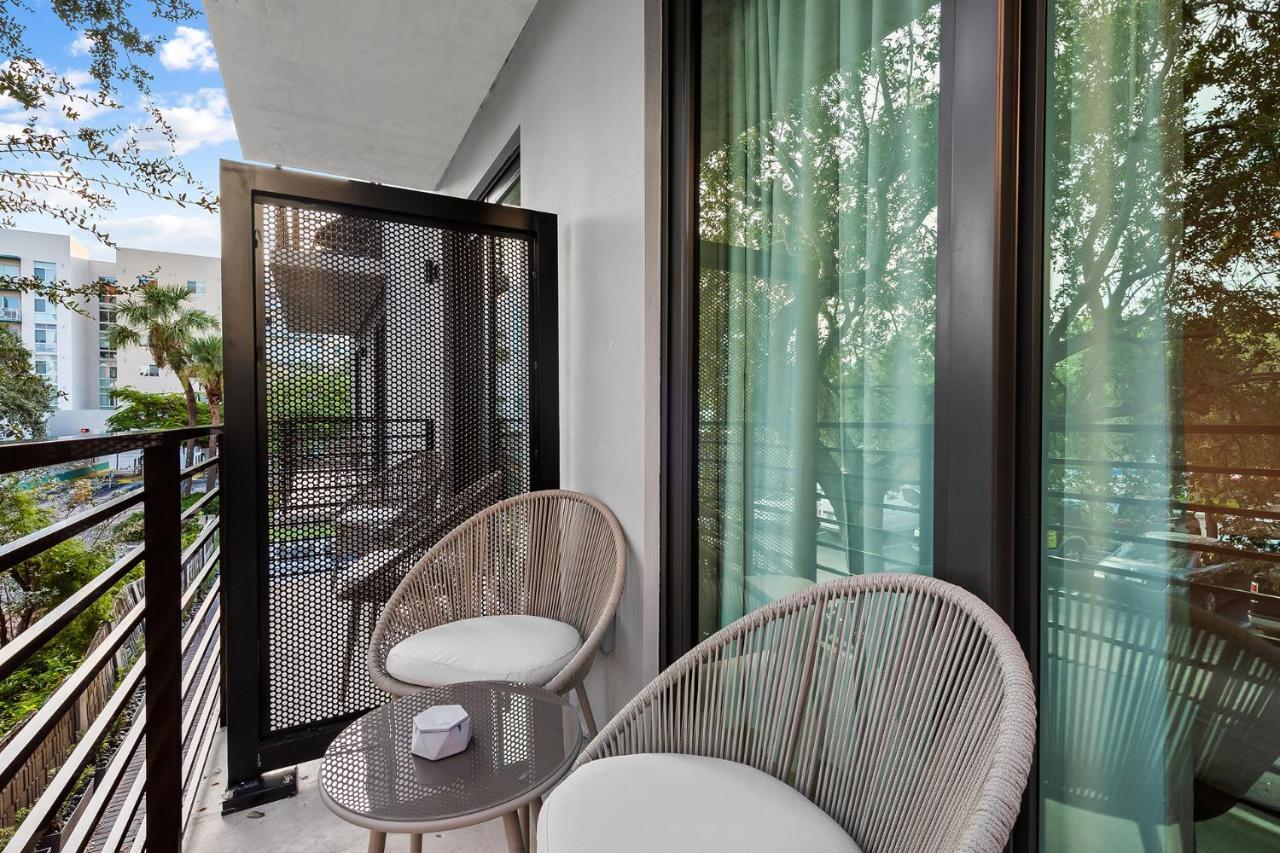 Pretty Rola 201 Luxury 1B1B W King Bed At Downtown 劳德代尔堡 外观 照片